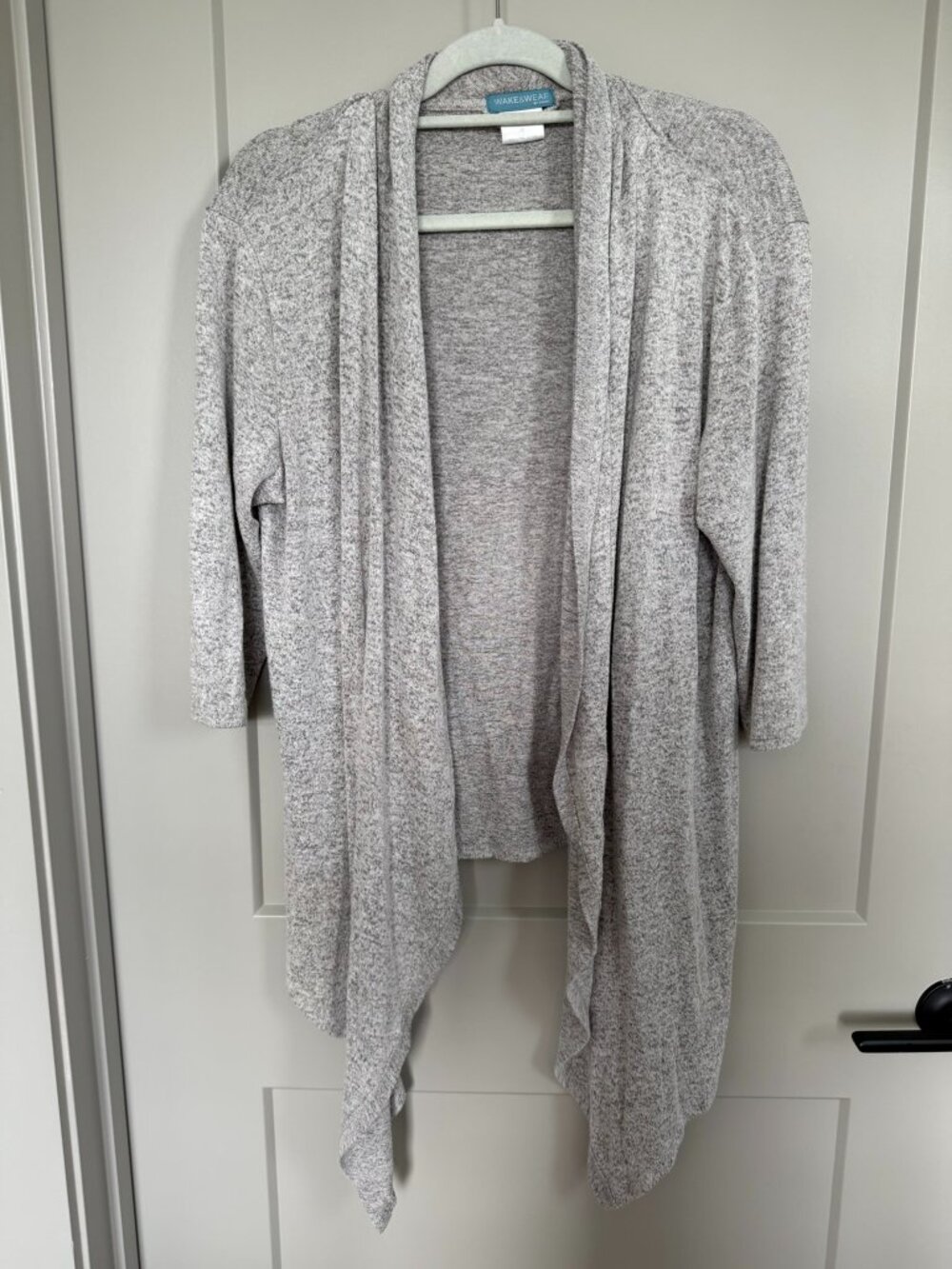 Wake & Wear Grey Cardigan, Elbow Length Sleeves - Medium